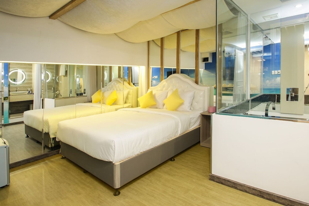 Cupid Hotel photo2