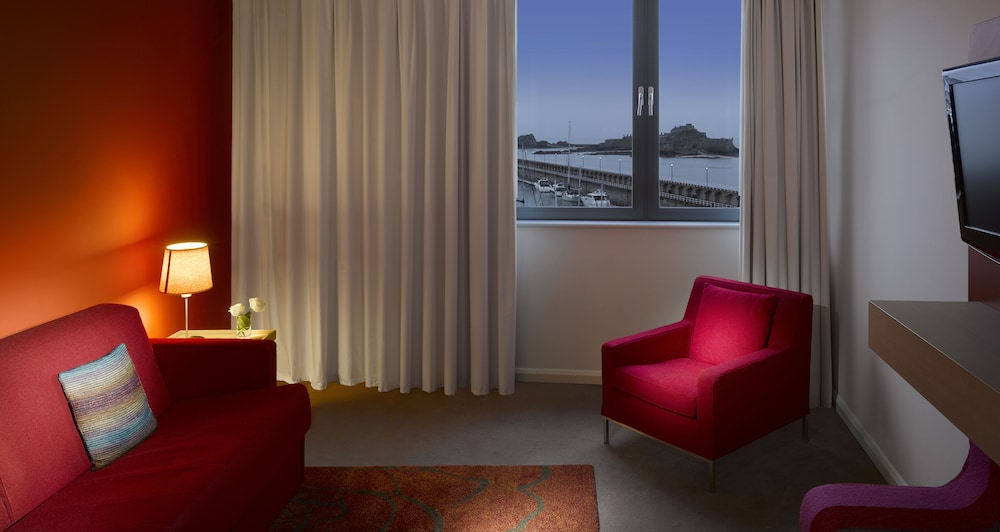 Radisson Blu Waterfront Hotel, Jersey 37/57