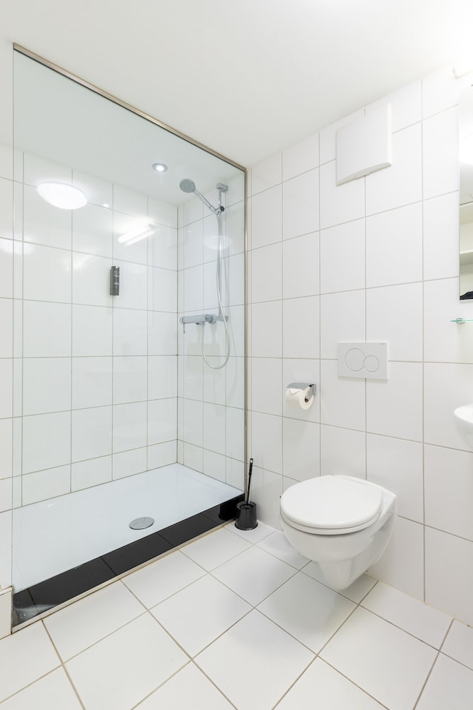 mk hotel frankfurt 15/65