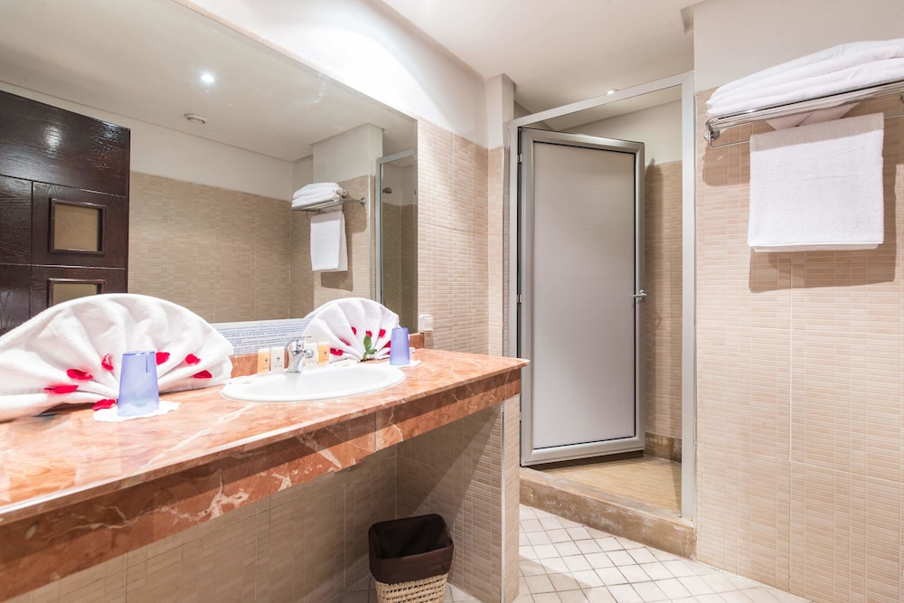 Hotel Almas 34/50
