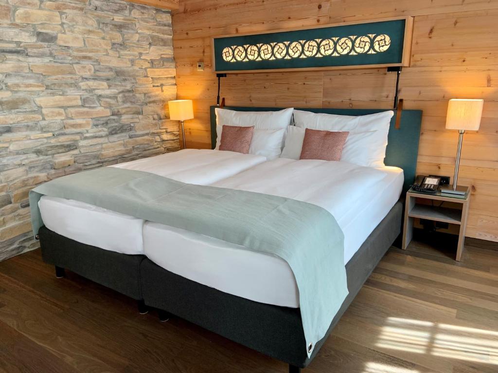 Xtra, Double Bed, Balcony, Large