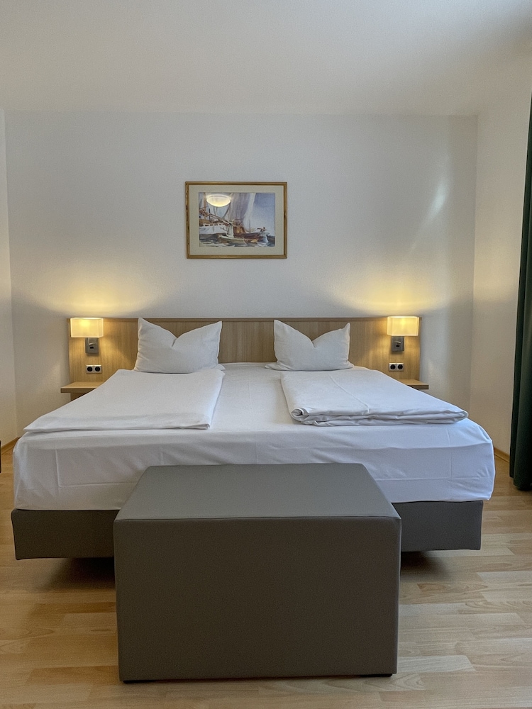 Hotel Hafner 12/50