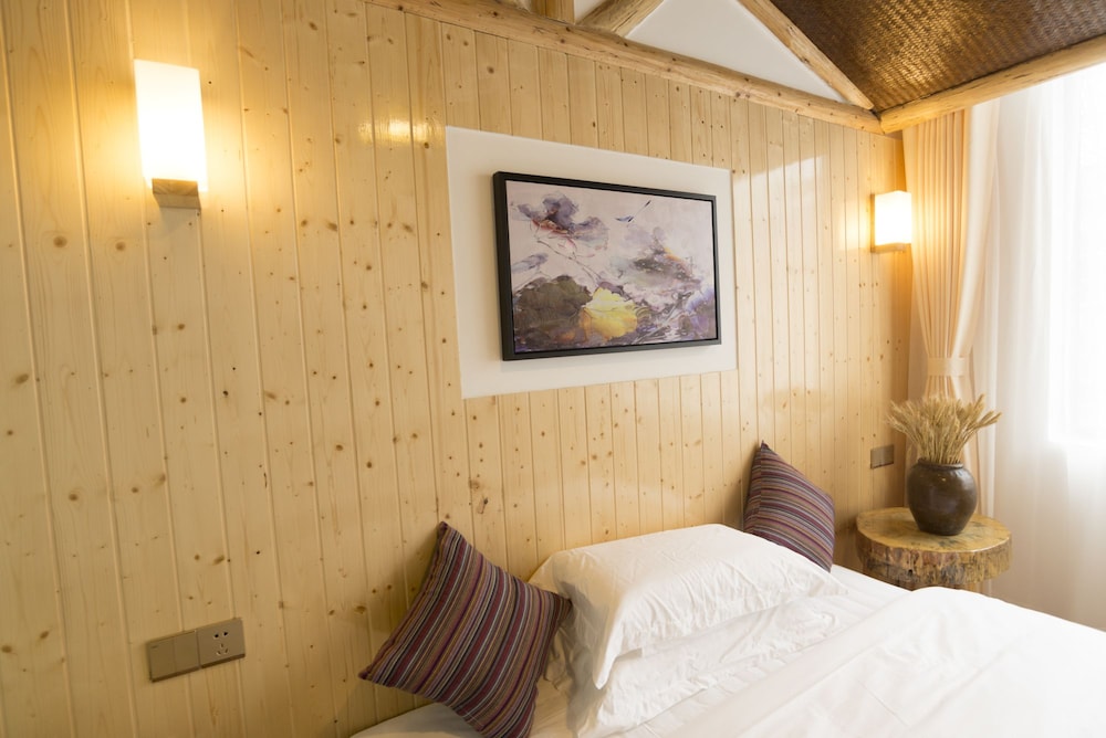 Jiesu Renwen Guest House 27/40