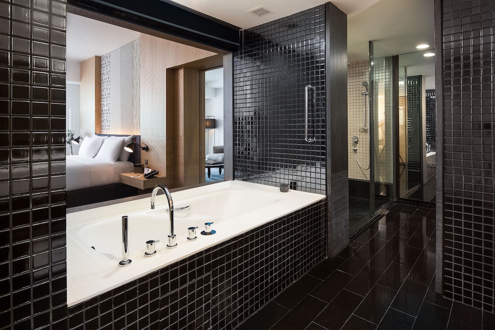 G Hotel Gurney 29/60