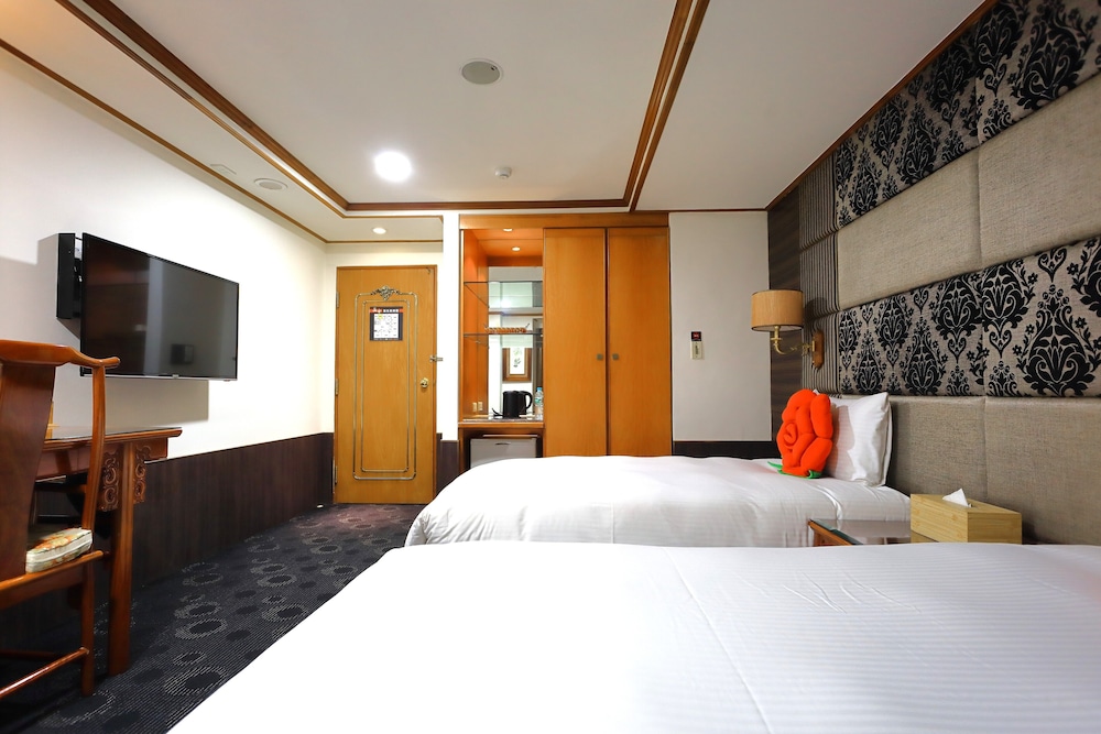 SUPERIOR, TWIN BEDS