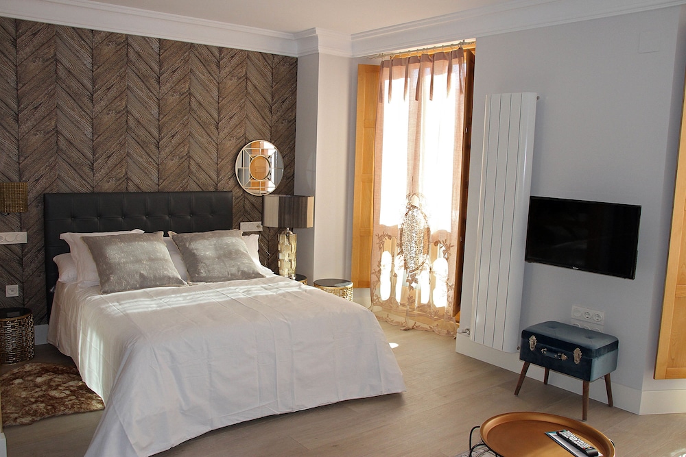 Principia Suites 8/43
