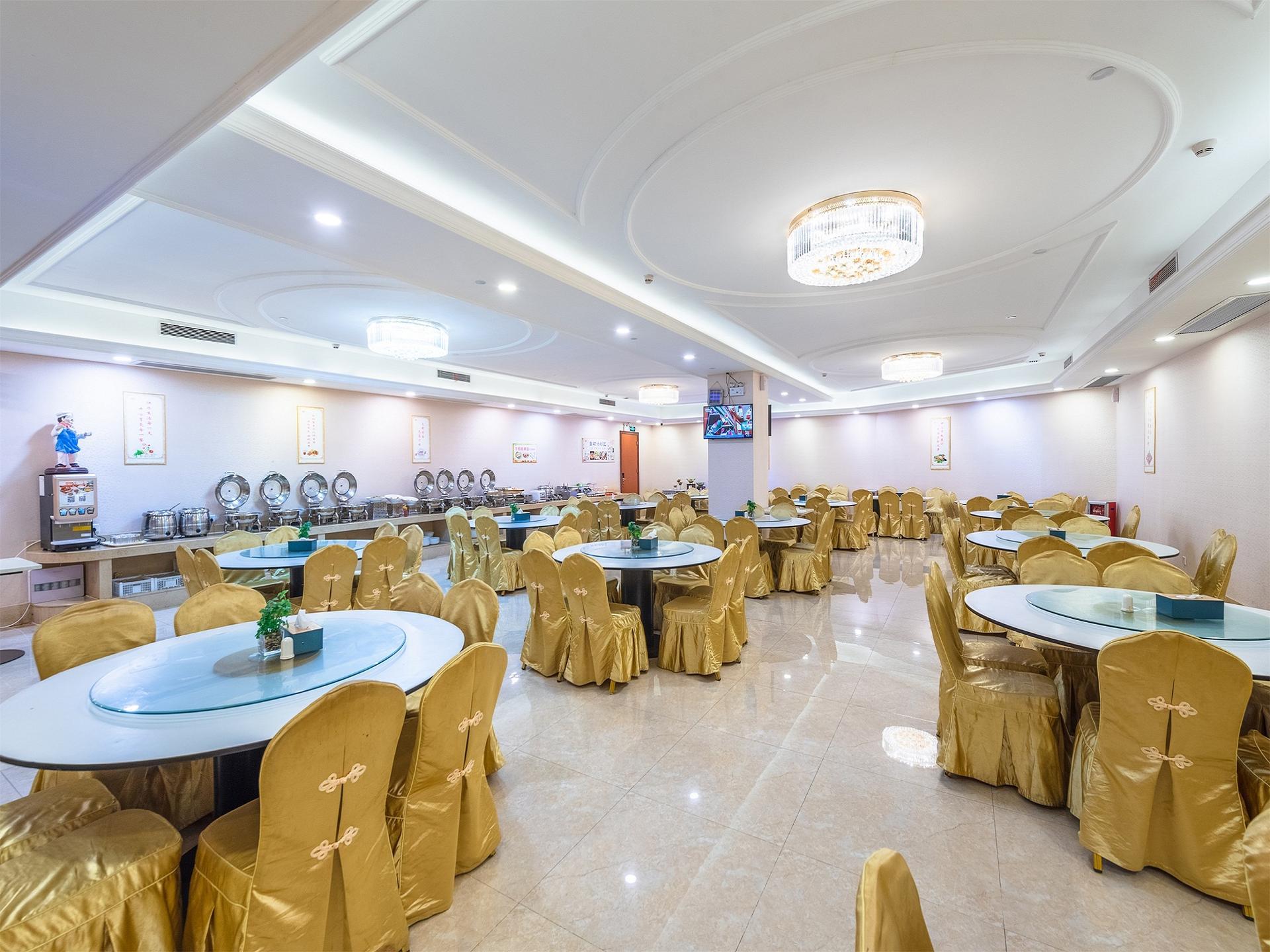 Vienna Hotel (Guangzhou South Railway Station Hanxi Changlong Scenic Spot) 29/42