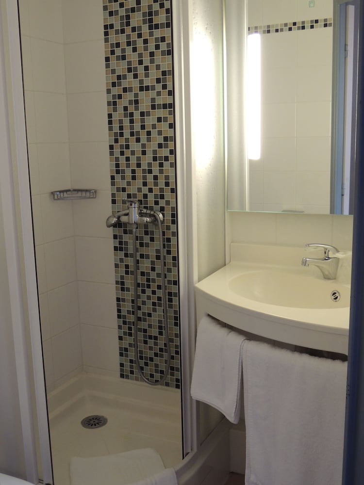 HOTEL NOVELLA CONFORT NANTES EST THE ORIGINALS CITY 12/51