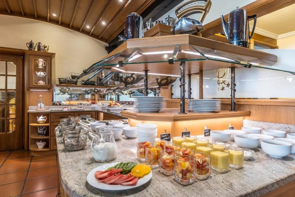 Wellness-Privatehotel Post An Der Therme 45/50