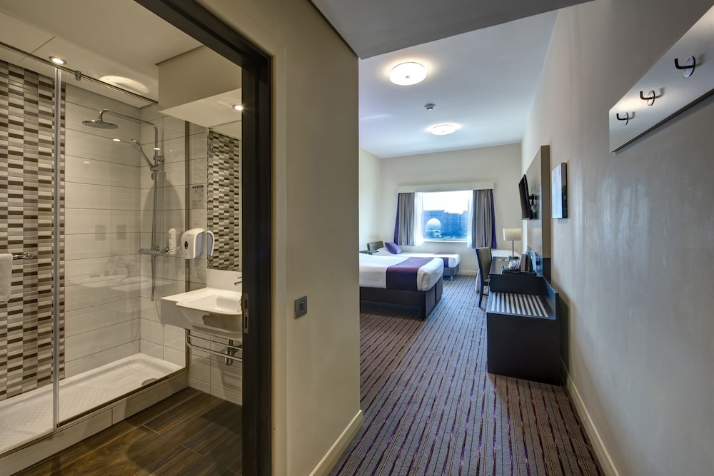 Premier Inn Dubai Ibn Battuta Mall 24/36