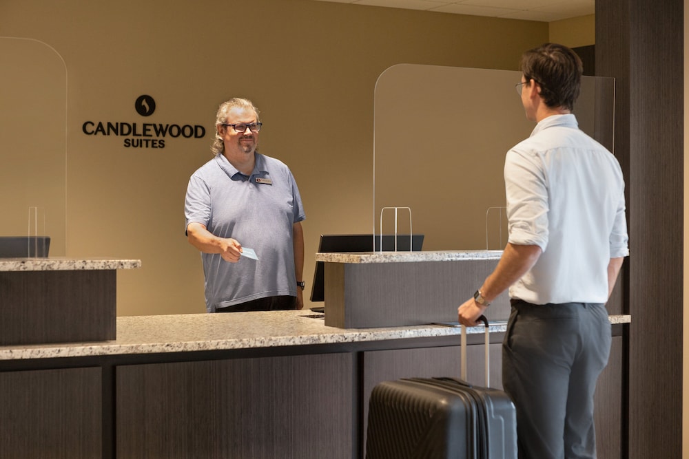 Candlewood Suites Safety Harbor 9/56