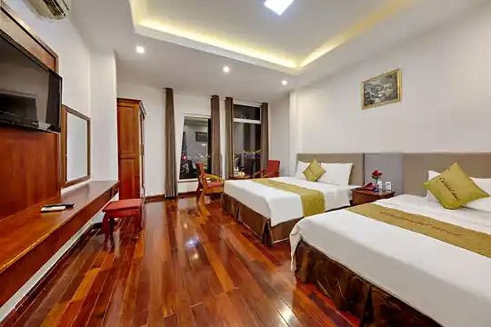 Catinal Hotel 13/26