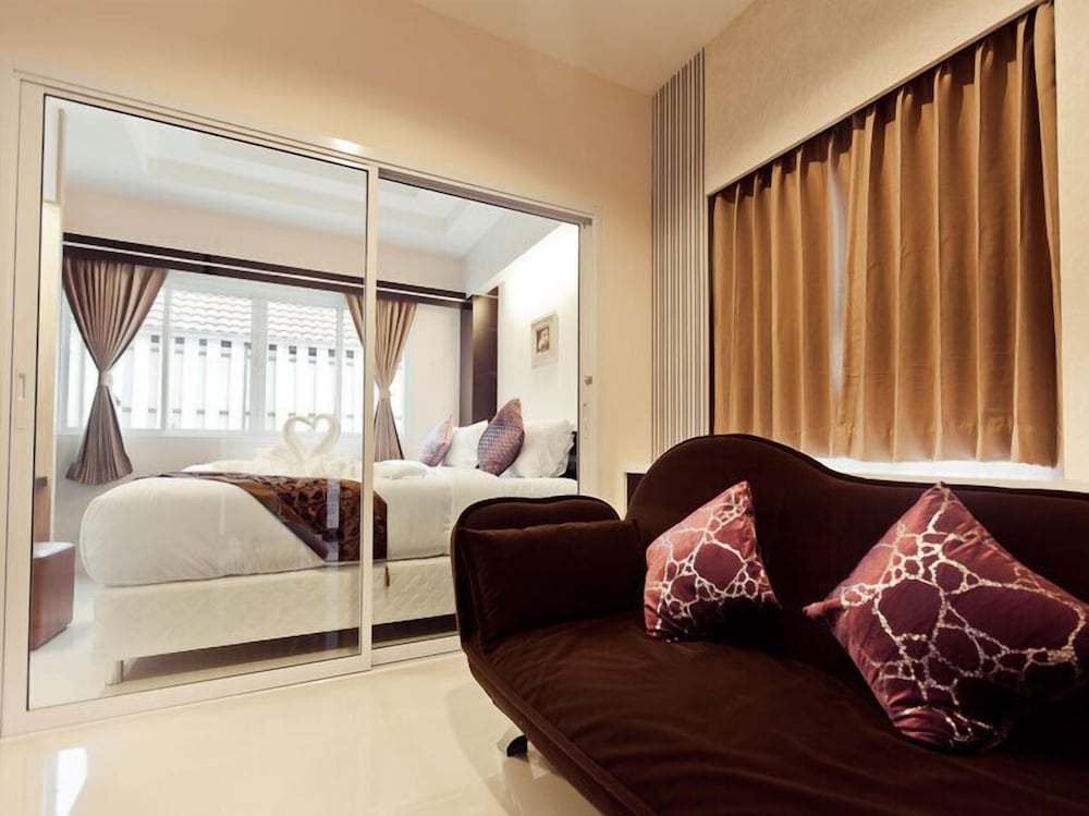 Excella Hotel 32/52
