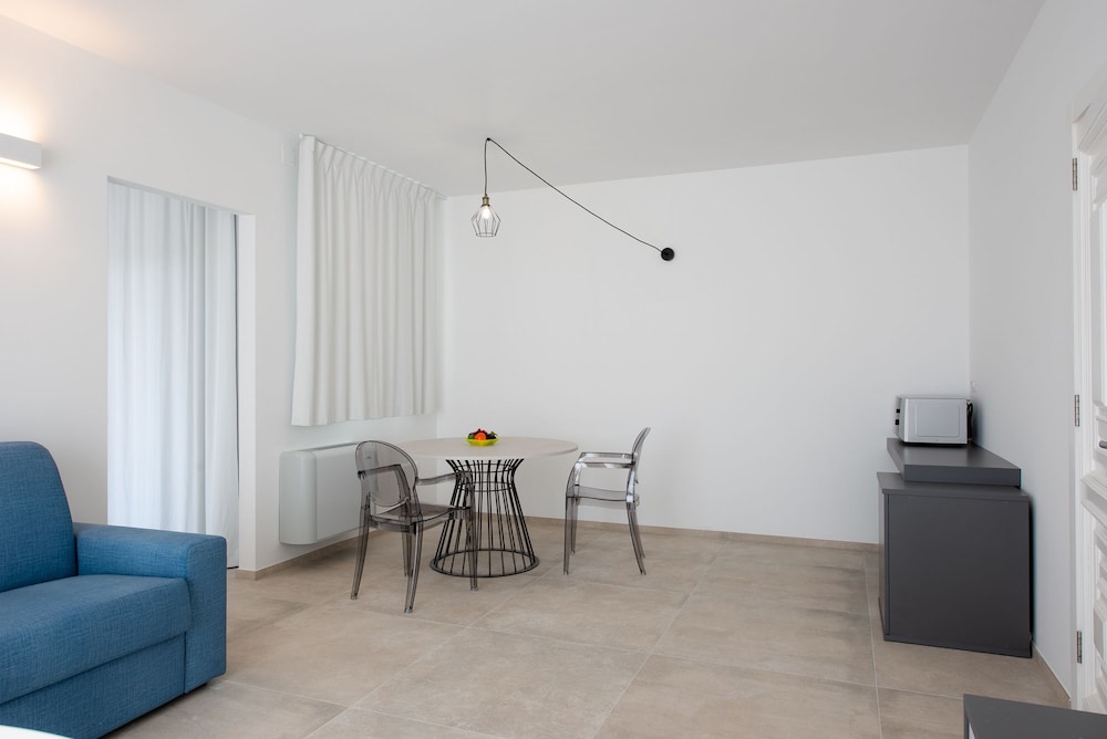 Palazzo 900 10/19