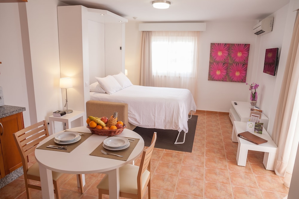 Hilton Vacation Club Sunset Harbour Club Tenerife 15/50