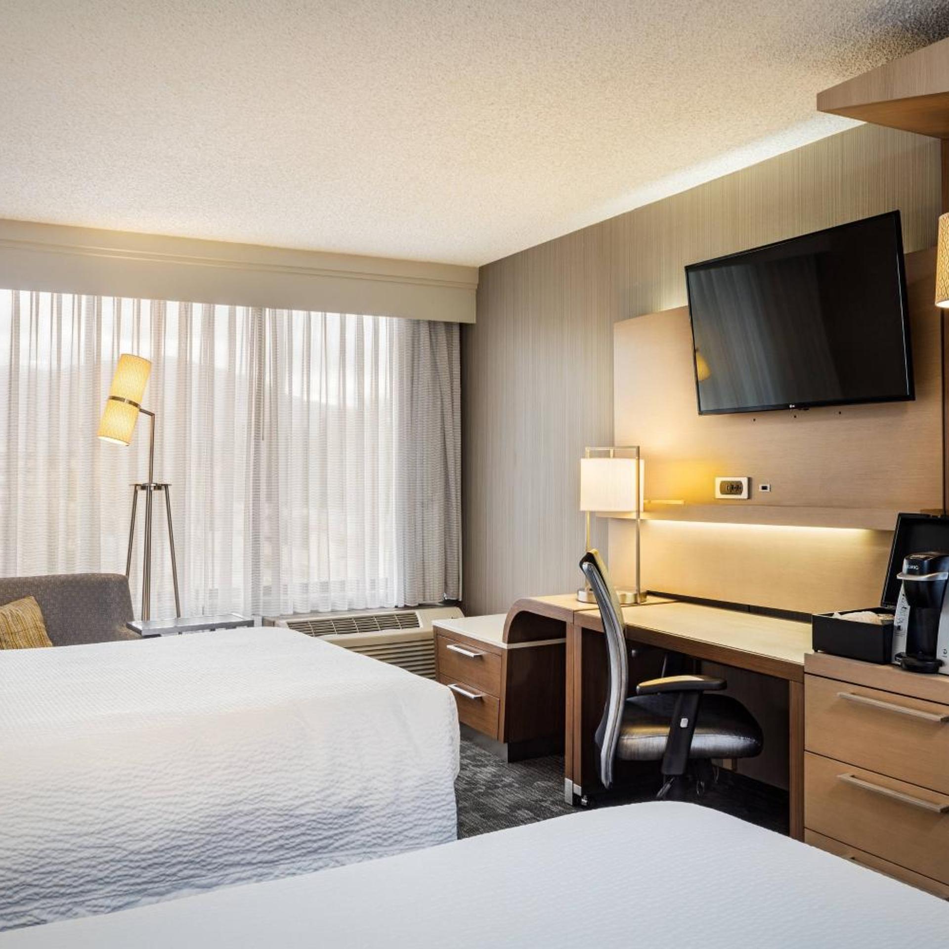 غرفة تنفيذية بسريرين مزدوجين، Courtyard By Marriott Riverside Ucr Moreno Valley Area 2/5