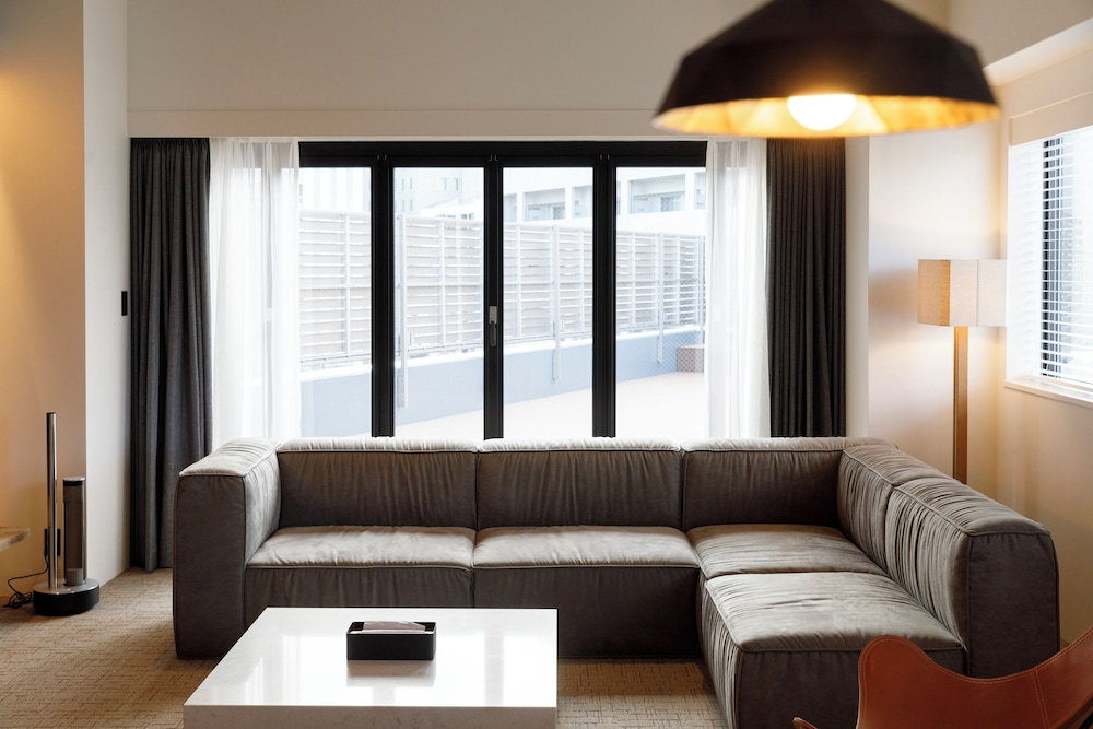 Hotel Mei 28/45