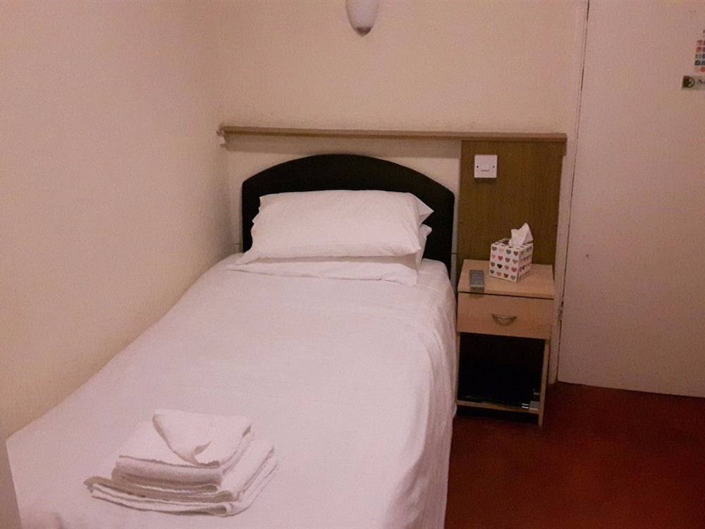 Trinity House B&amp;B 18/28