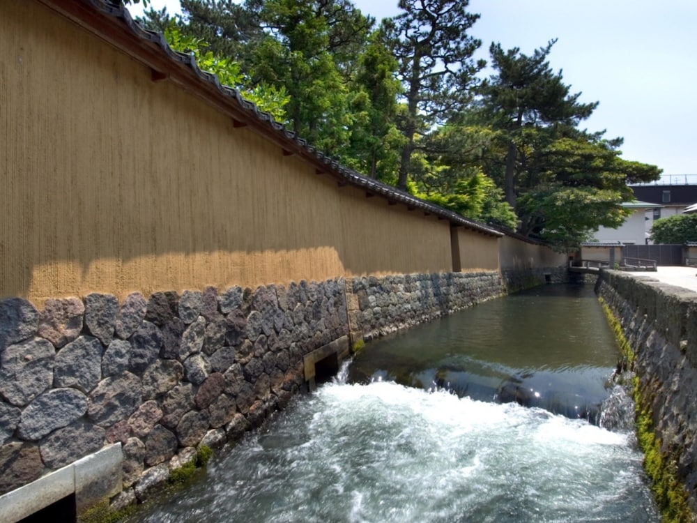 the b Kanazawa Katamachi 43/50