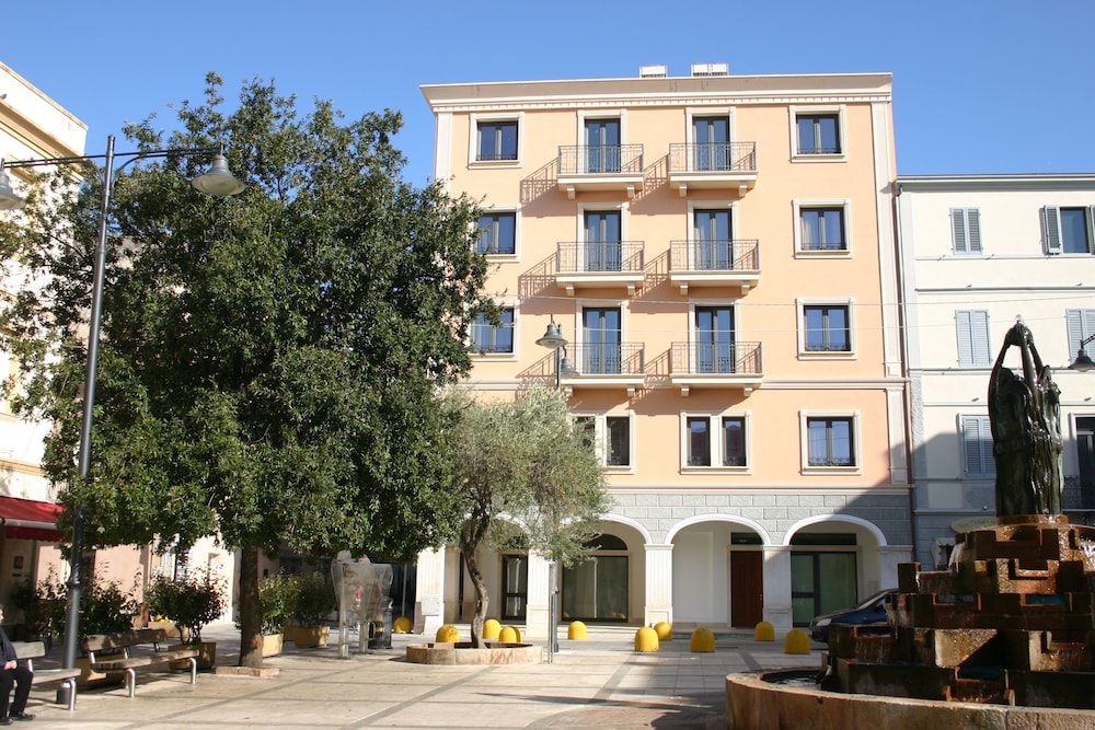 RESIDENCE REGINA ELENA 2/53