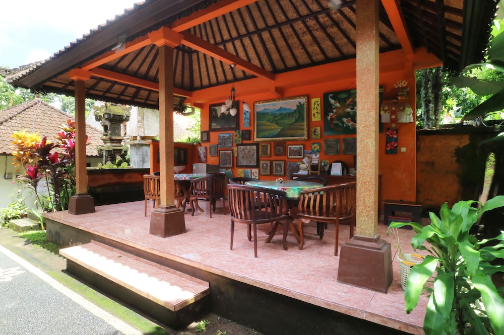 Yuliati House 28/50