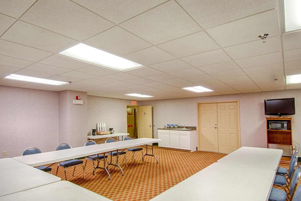 Park Tower Inn 47/55
