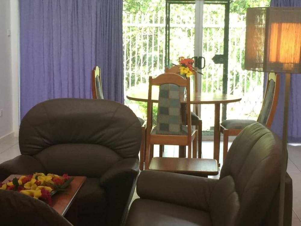 Madang Star International Hotel 40/60