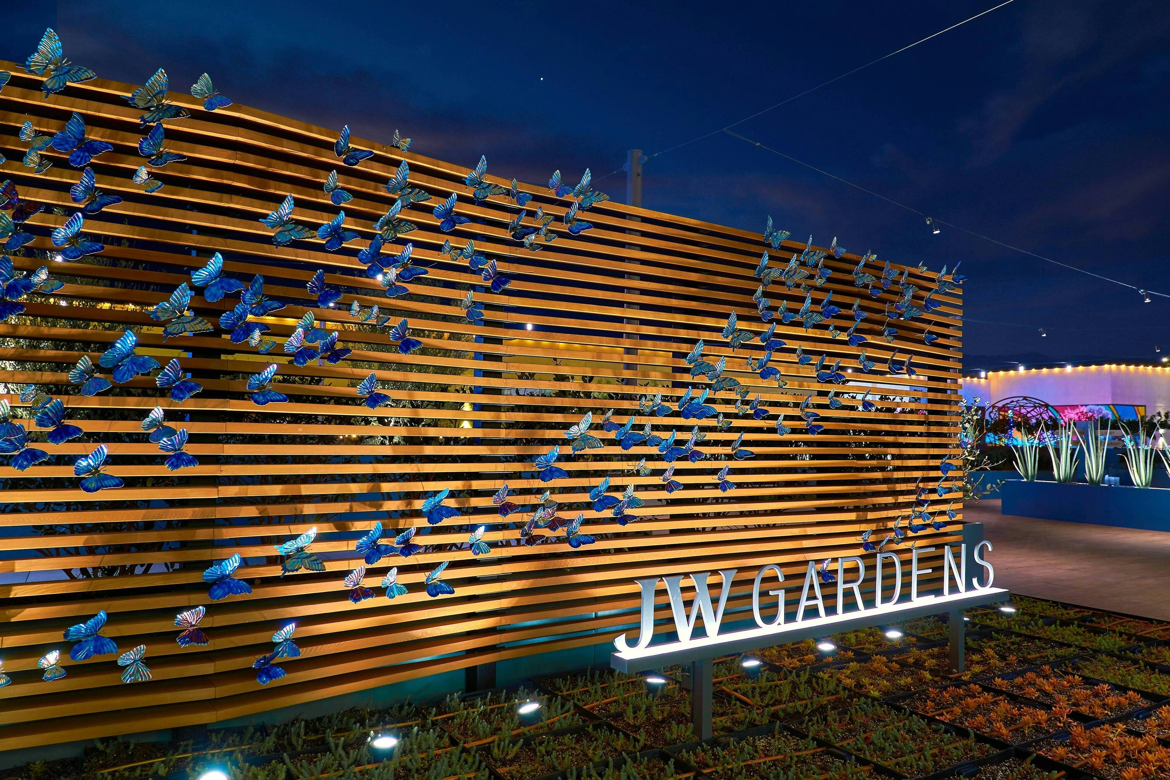 Jw Marriott Anaheim Resort 20/20
