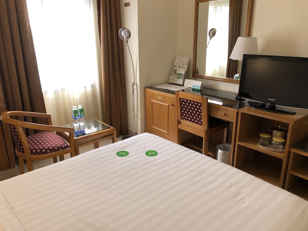 Al Madinah Holiday 35/40
