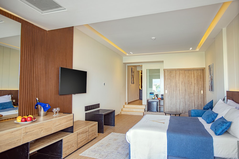 THE V Luxury Resort Sahl Hasheesh 27/50