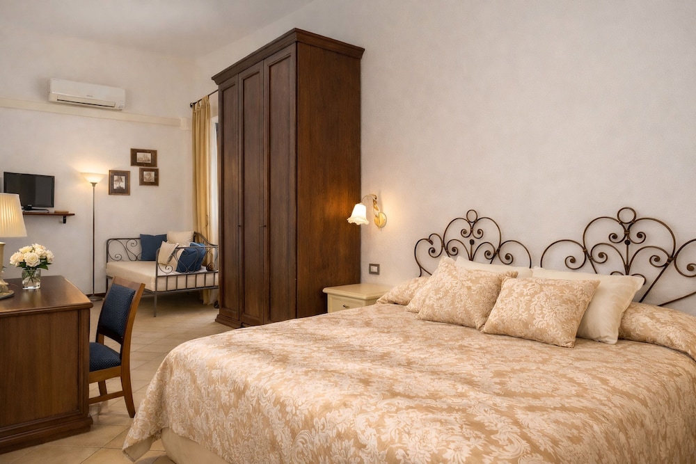 Hotel Del Borgo 16/60