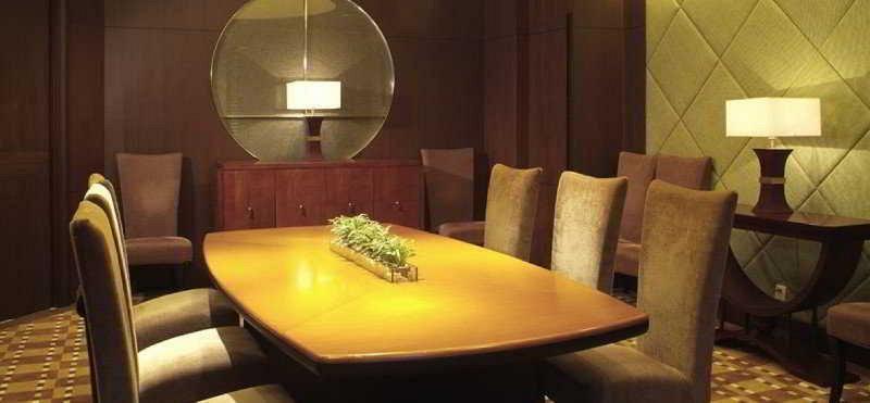 Beijing Chateau de Luze Hotel 18/20