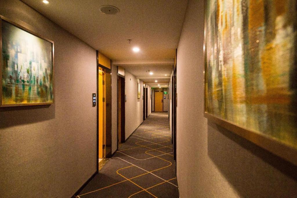 Chonpines Hotel (Huizhou Huidong Hongling Avenue) 58/68