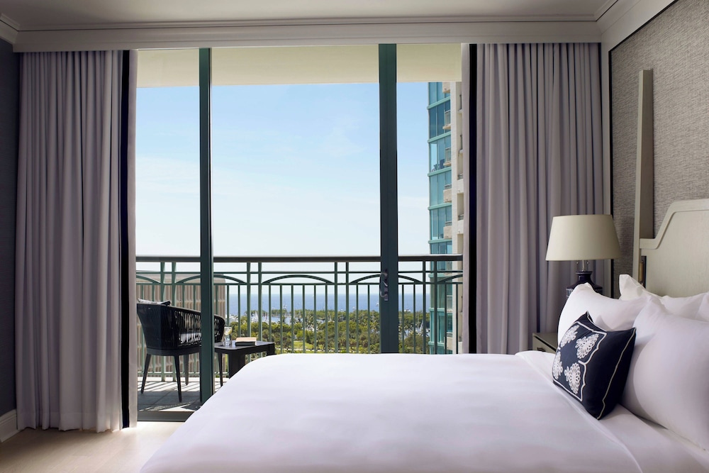 Room, 2 Double Beds, Bay View, Accessible