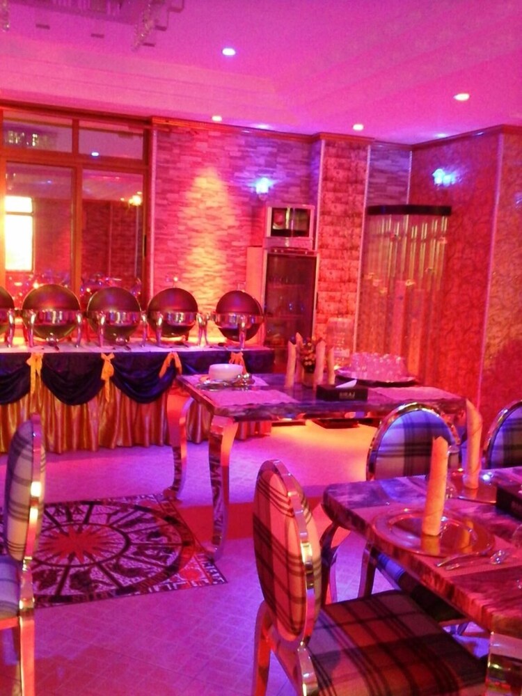 Biraj International Hotel 29/50
