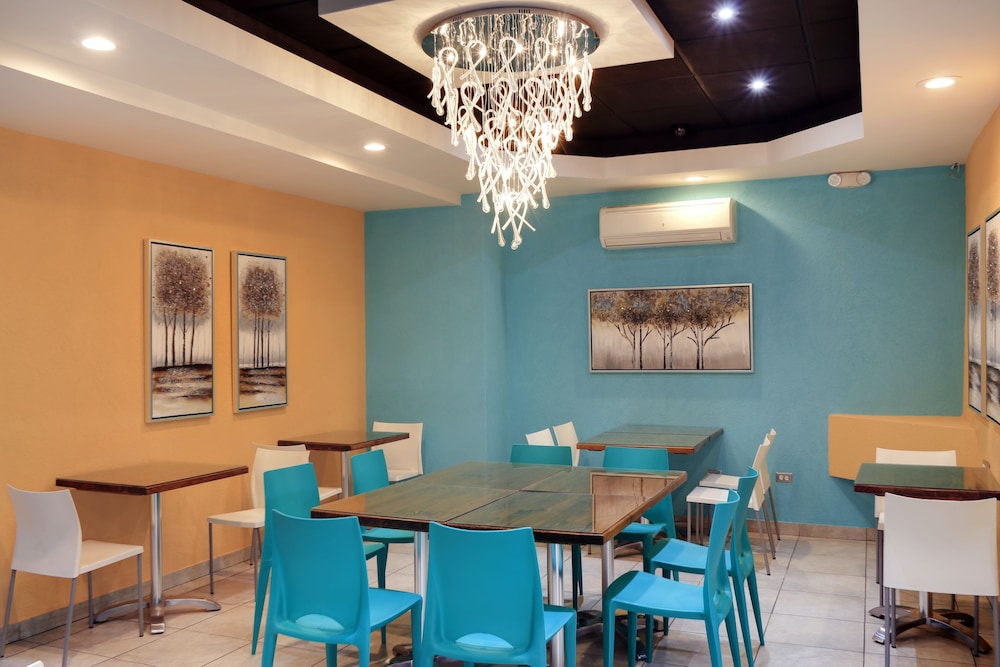 Parador el Buen Cafe 50/63