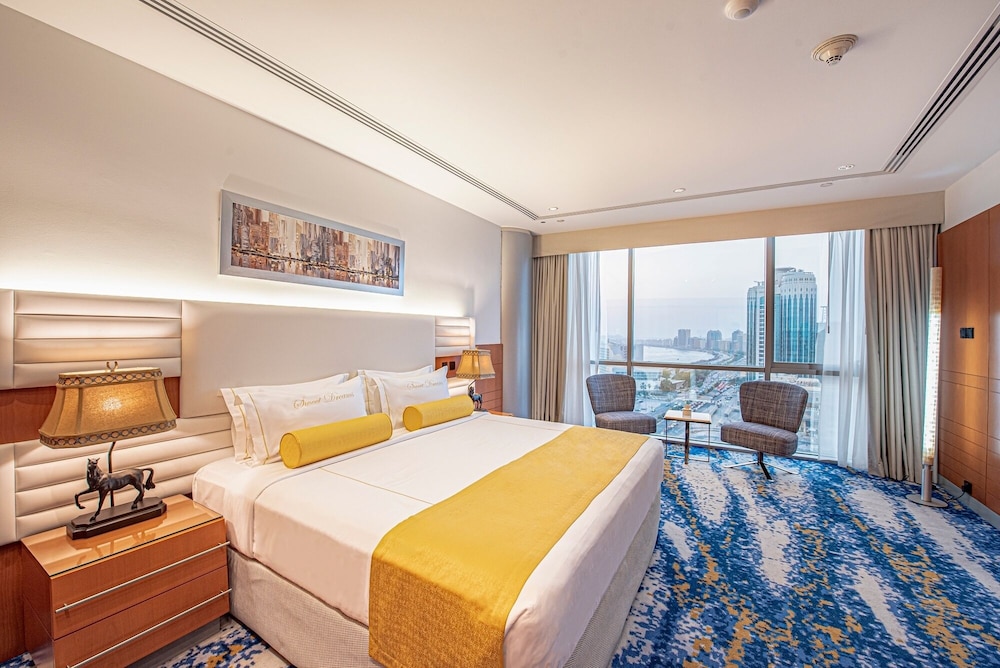 Movenpick Dubai Creek 5/49
