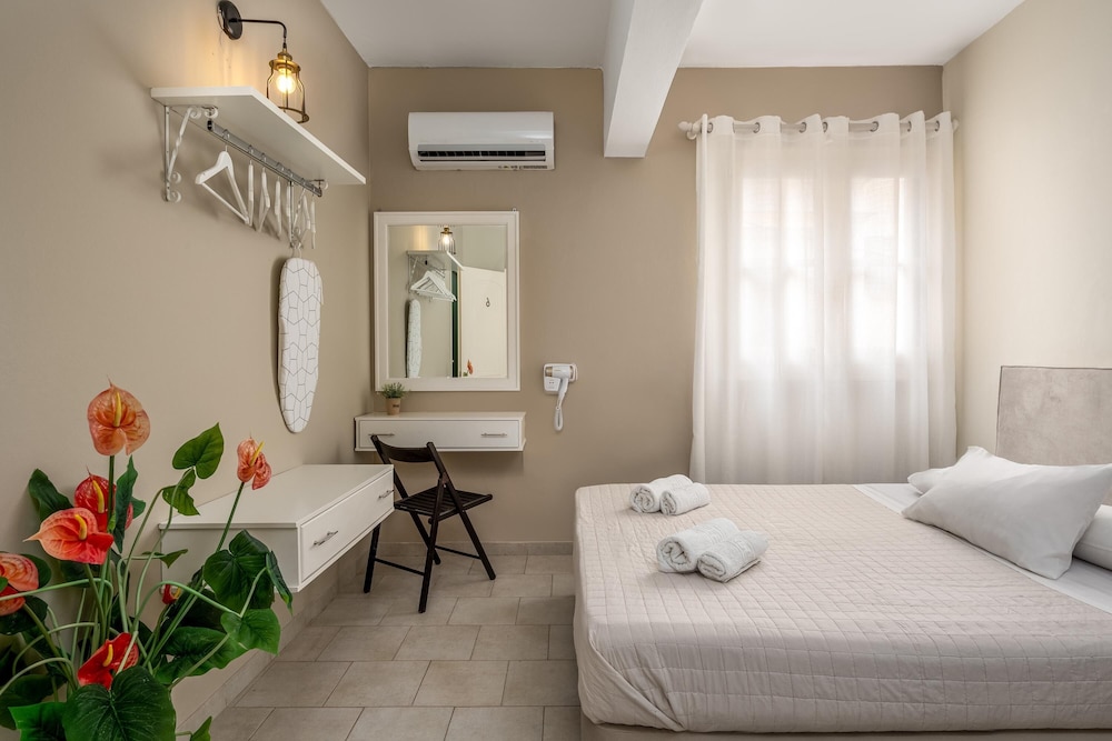 Maravelia Apartments 20/50