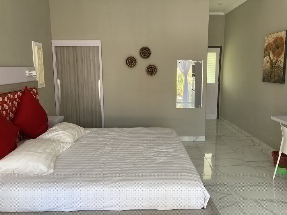 Villa Agung Beach Inn 19/65