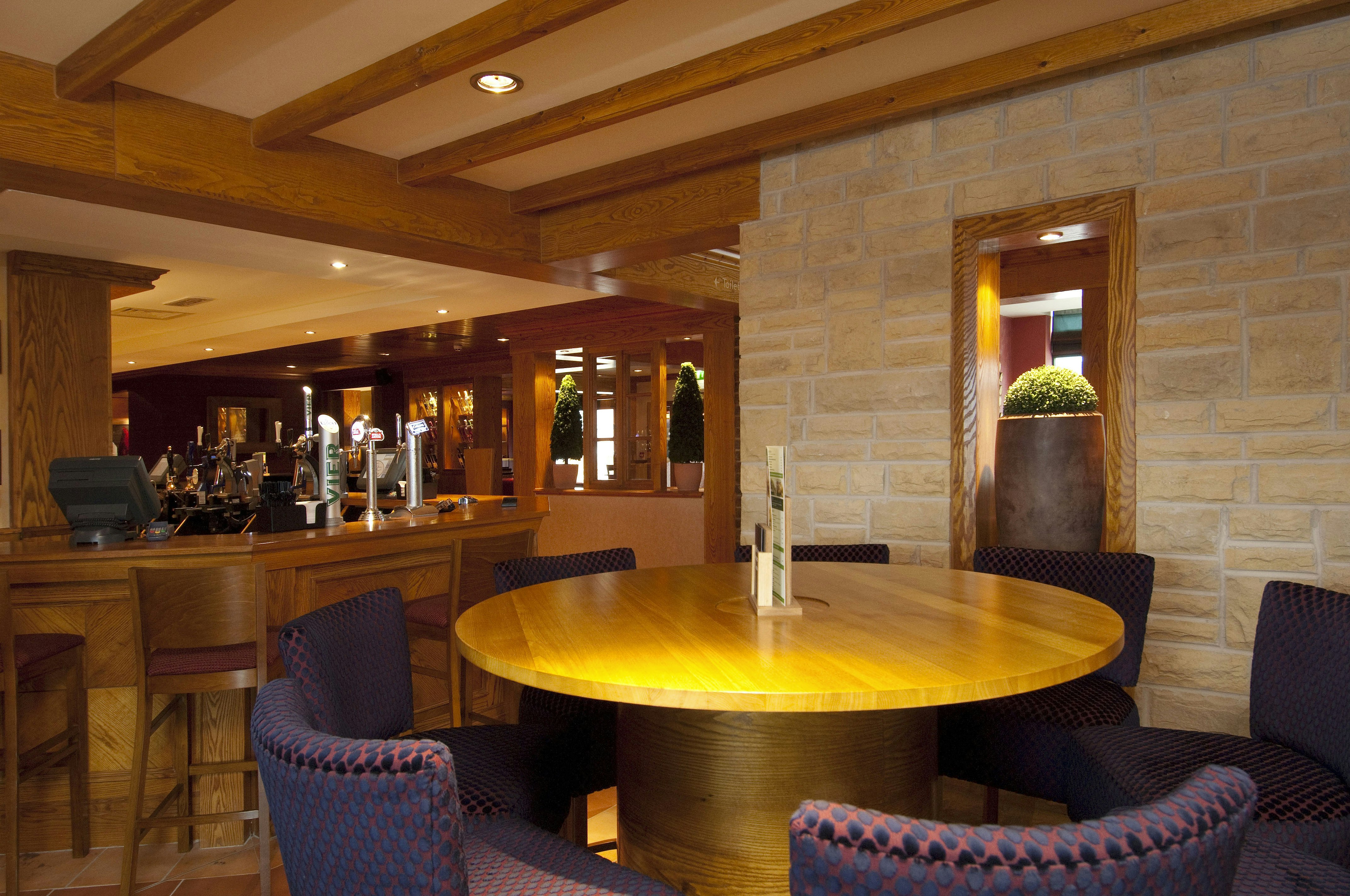 Premier Inn Barnsley Central M1 J37 32/39