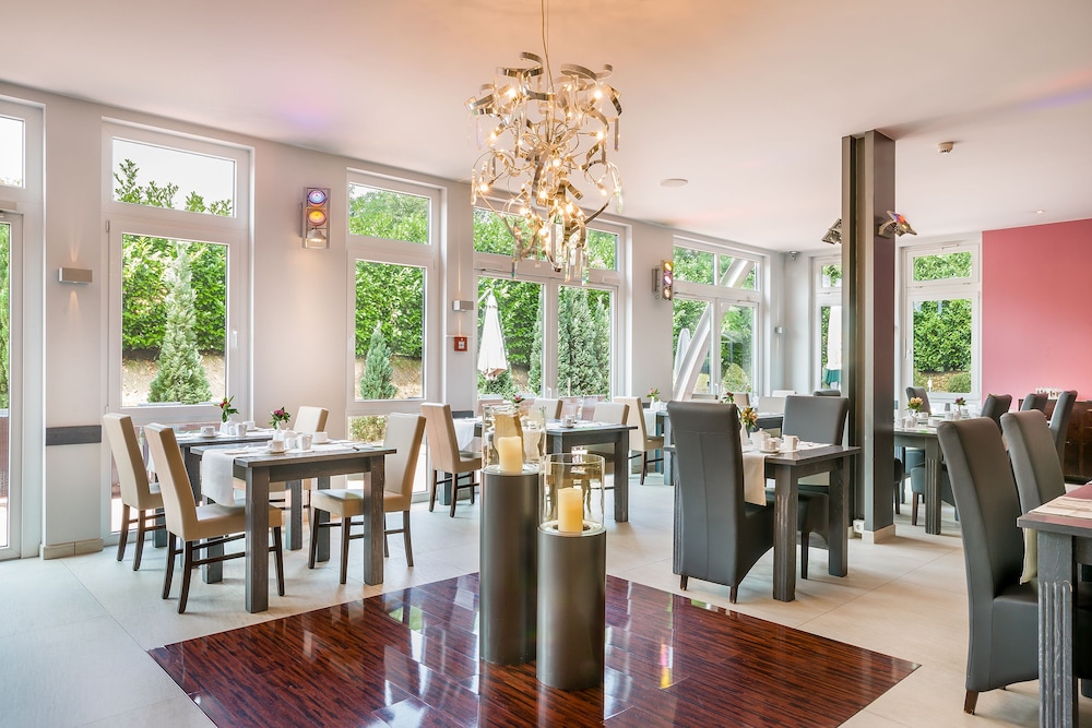 Garner Hotel Oberhausen by IHG 54/81