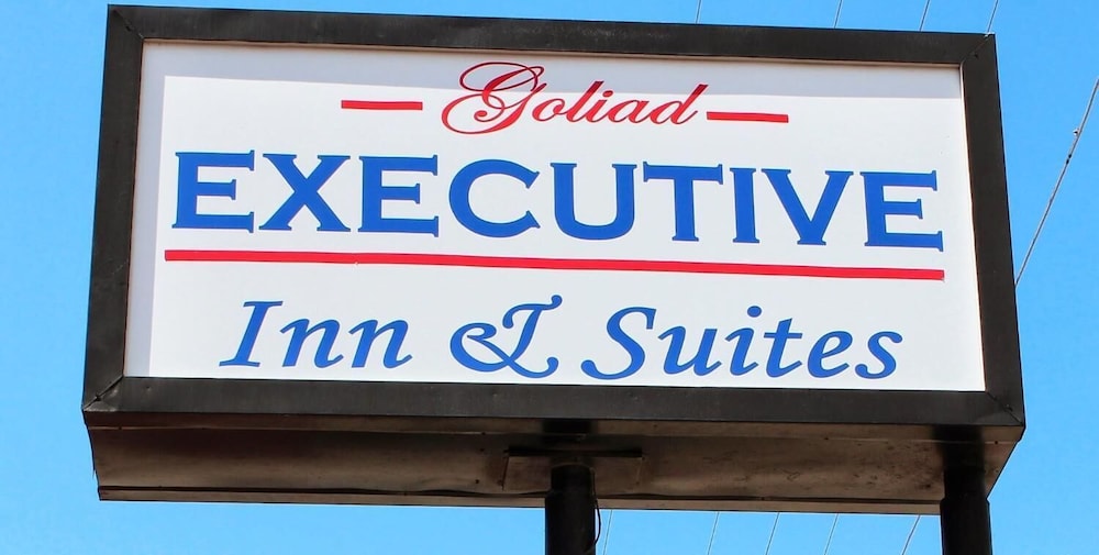 Executive Inn and Suites 2/43