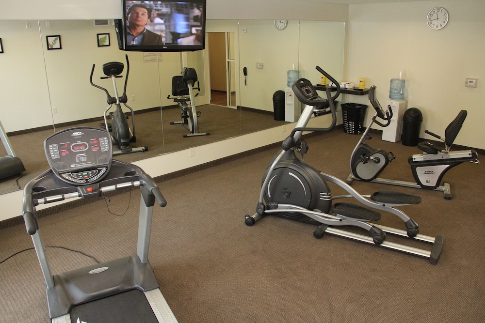 Sleep Inn & Suites Haysville - Wichita South 37/58