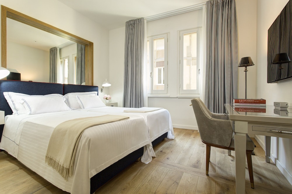 DESIGN, SUITE, RIVER VIEW