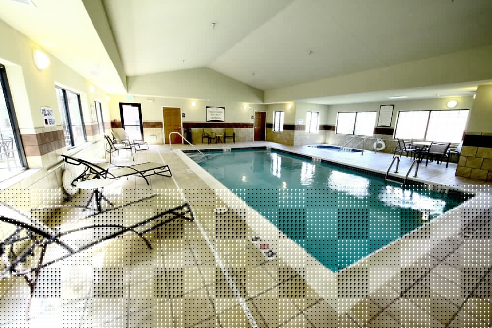 Staybridge Suites Minot 25/62
