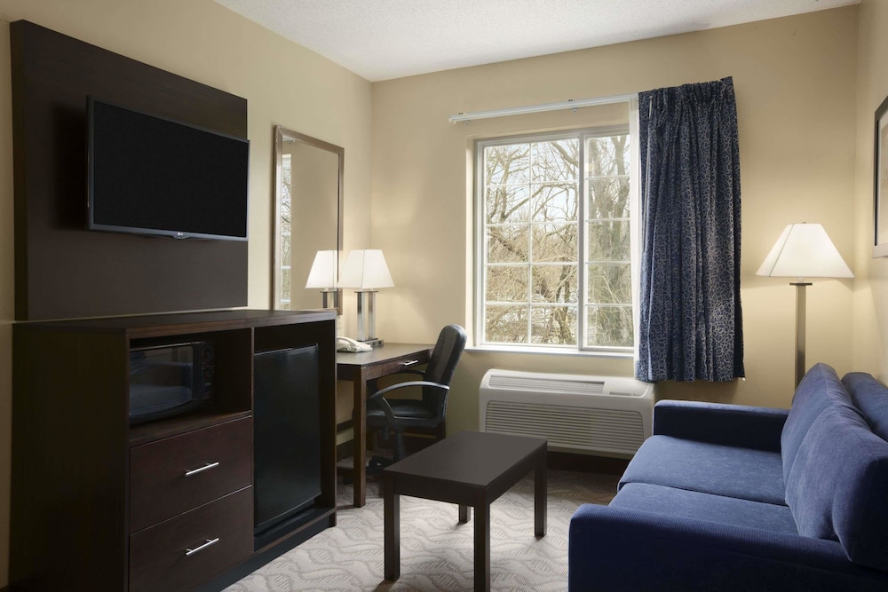 Days Inn & Suites By Wyndham Cherry Hill - Philadelphia 26/35