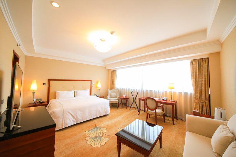 Deluxe, Executive, King Bed