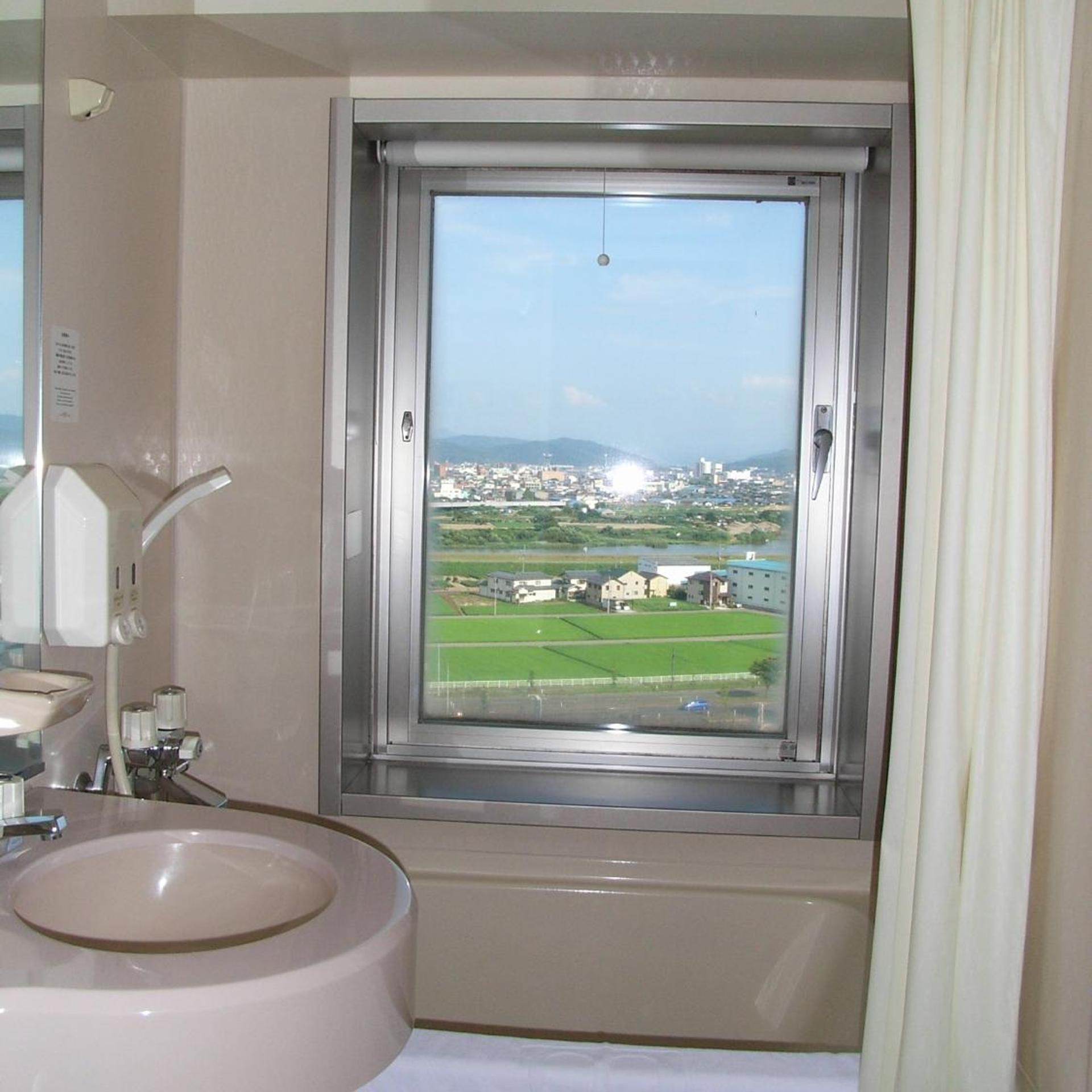 Hotel New Green Tsubame Sanjo 40/41