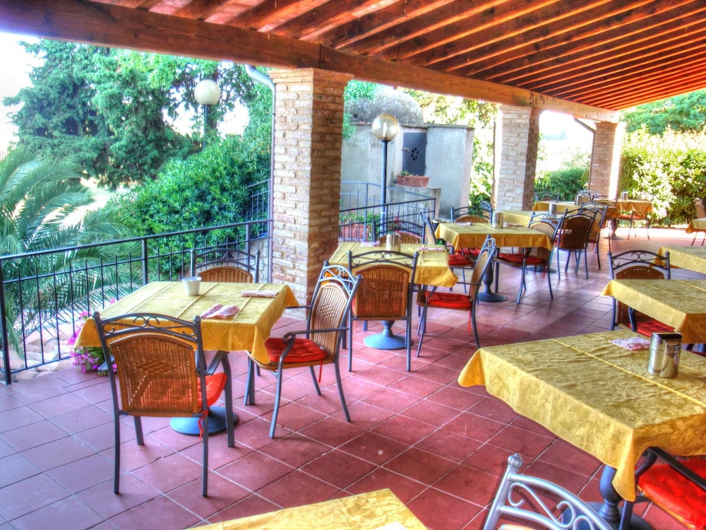 Albergo Villa Rioddi 36/50