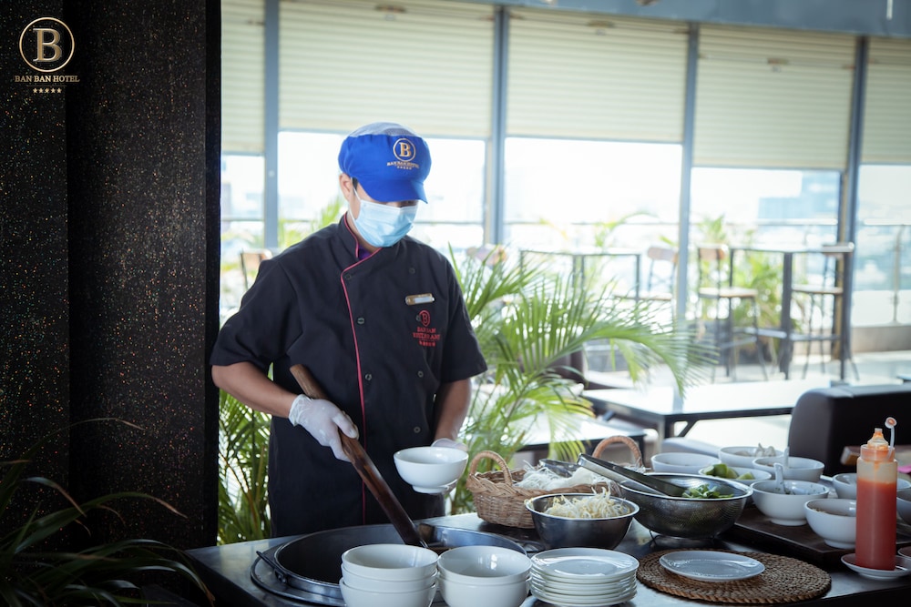 Ban Ban Hotel 7/50